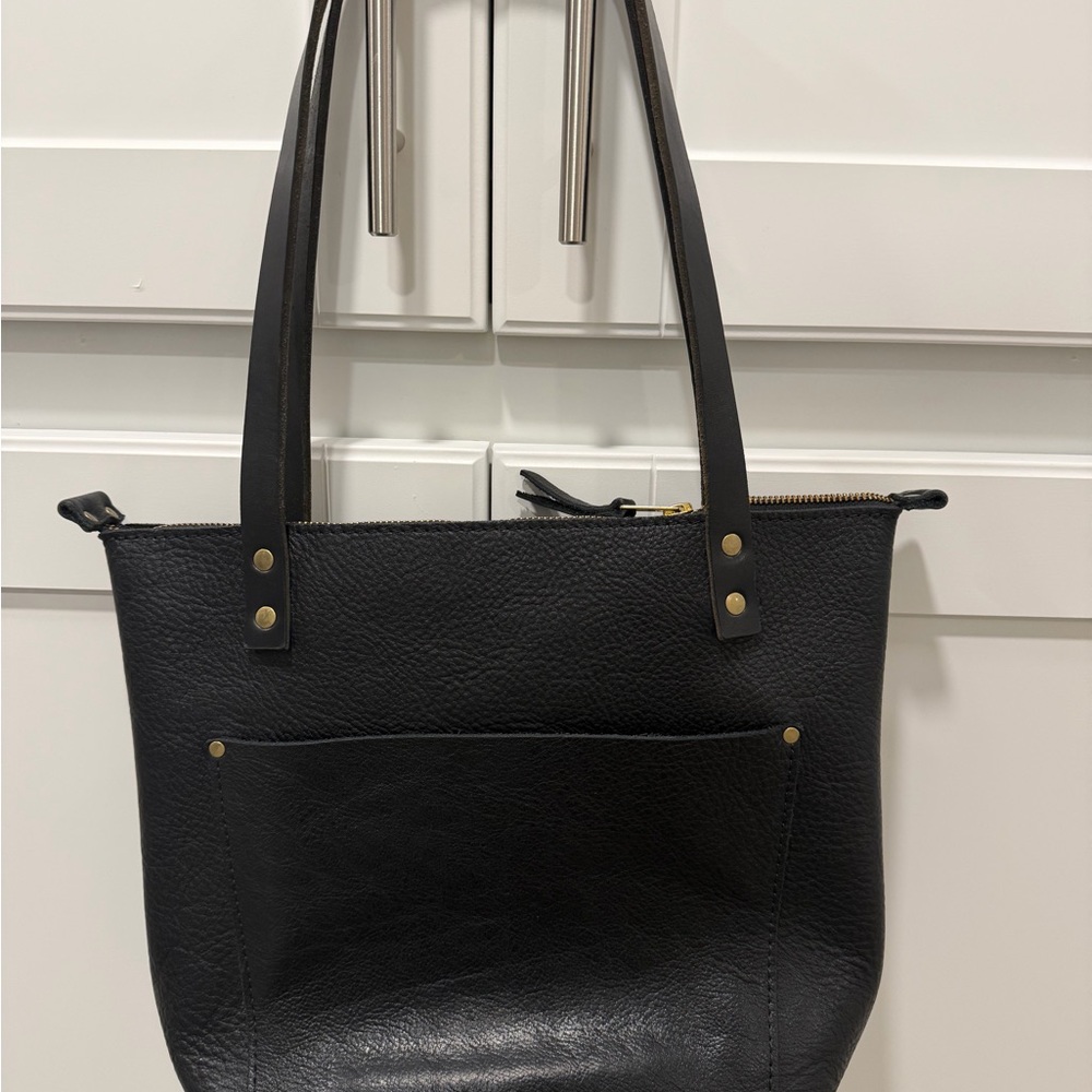 Portland Leather Goods Zipper Tote genuine leather MSRP $120